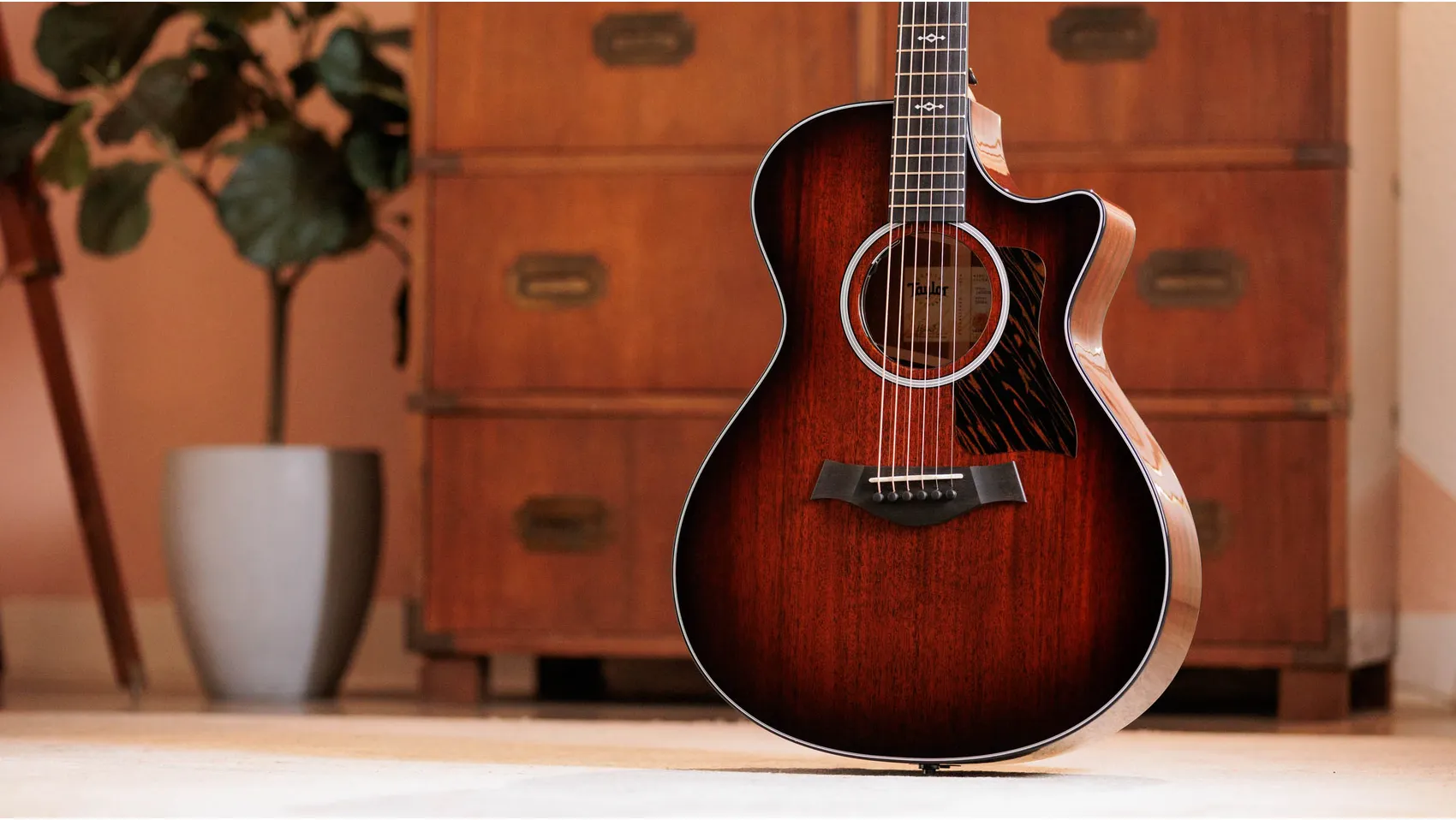 Next Generation 322ce Sapele Acoustic-Electric Guitar | Taylor Guitars